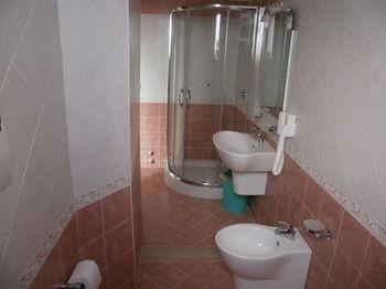 Hotel Sirena Кастелабате Екстериор снимка